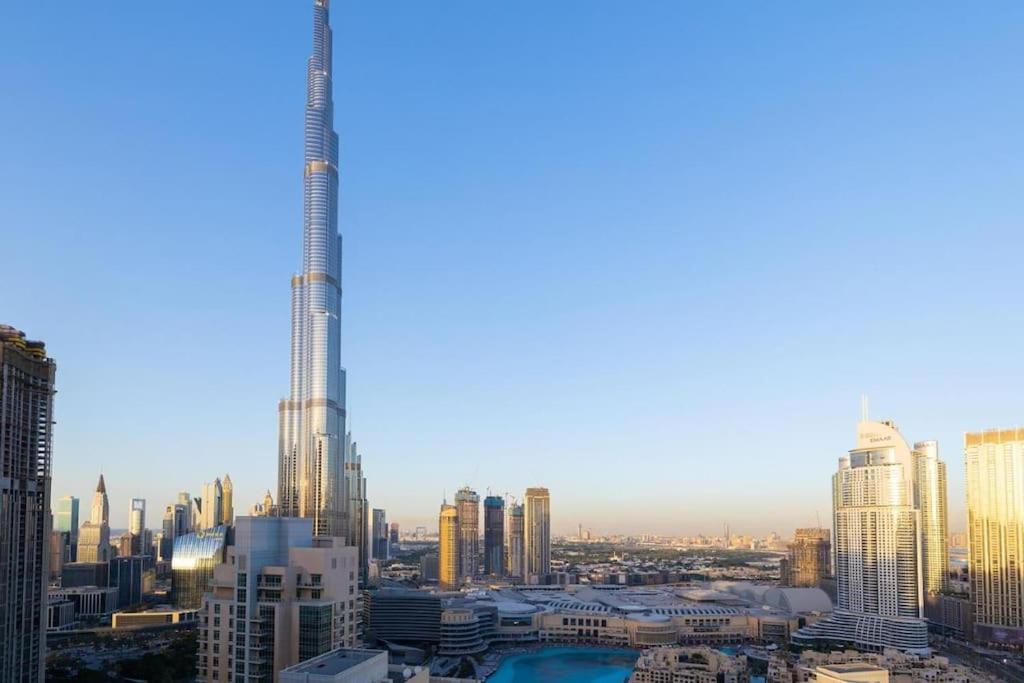 Luxury Burj Khalifa View - Mins Walking Dubai Mall Apartment Exterior photo